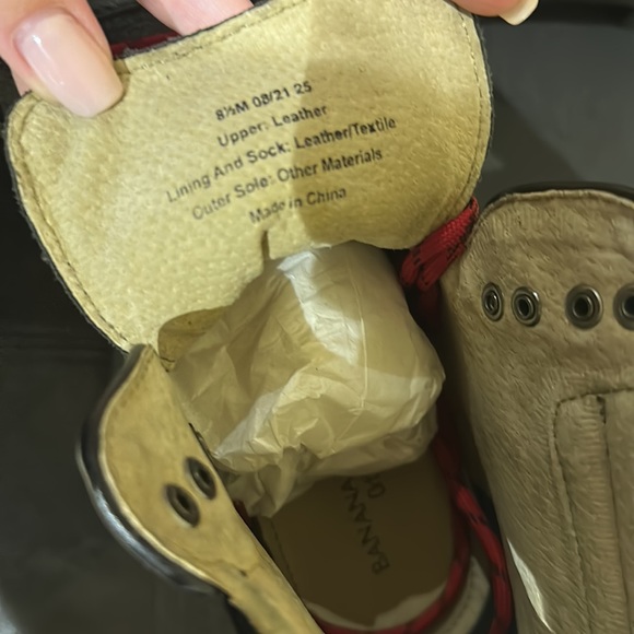 Banana Republic Men’s Leather Boot - Picture 5 of 5